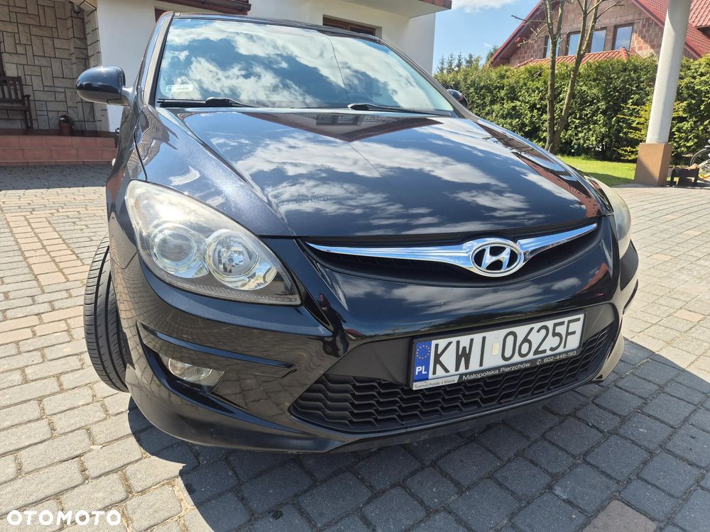 Hyundai i30 1.4 Classic + EU5 - 6