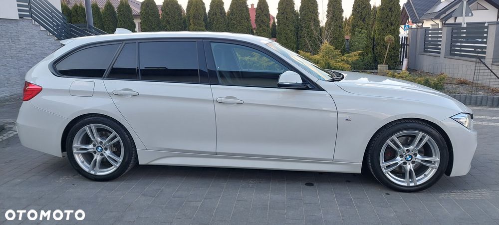 BMW Seria 3 325d Sport-Aut - 26