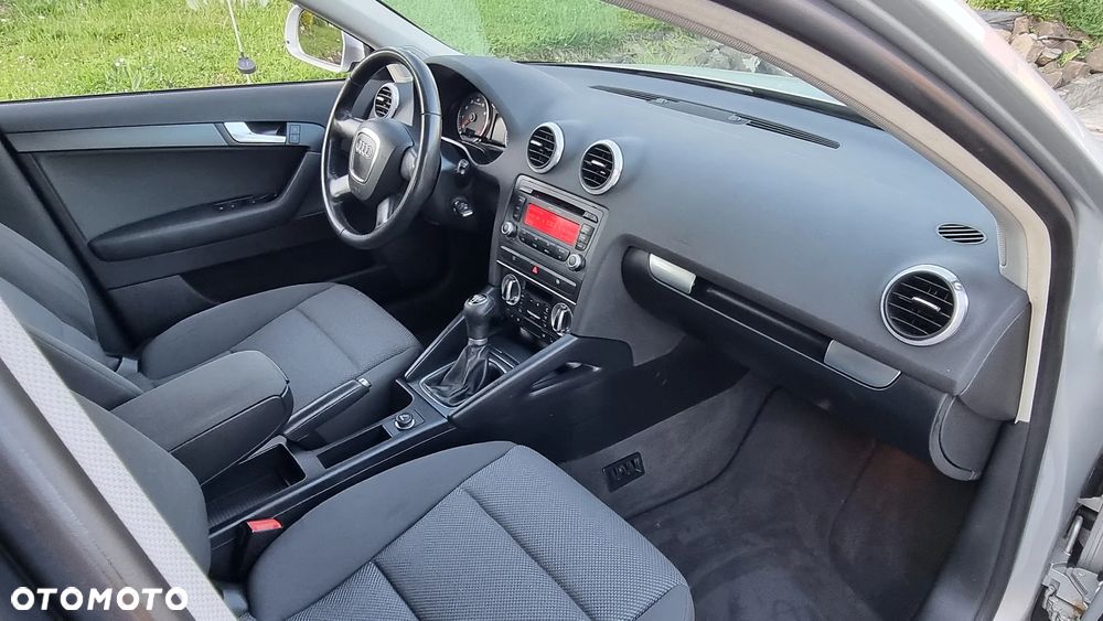 Audi A3 Sportback 1.6 Ambition - 7