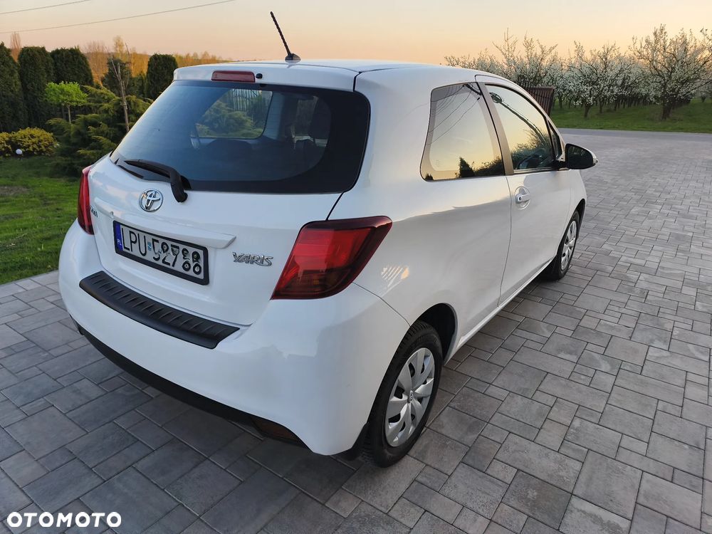 Toyota Yaris 1.0 Active EU6 - 7