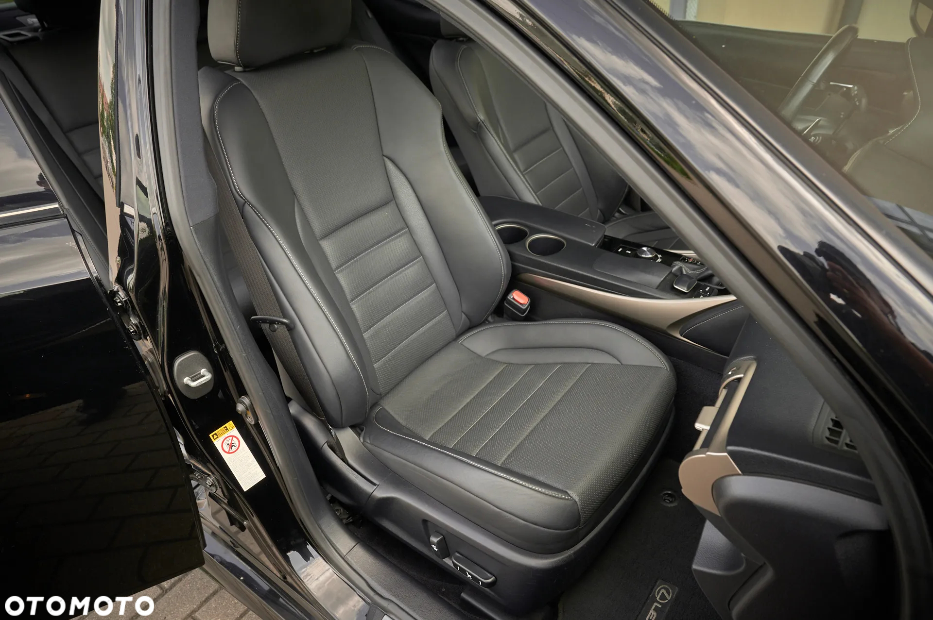 Lexus IS 250 F Sport - 21