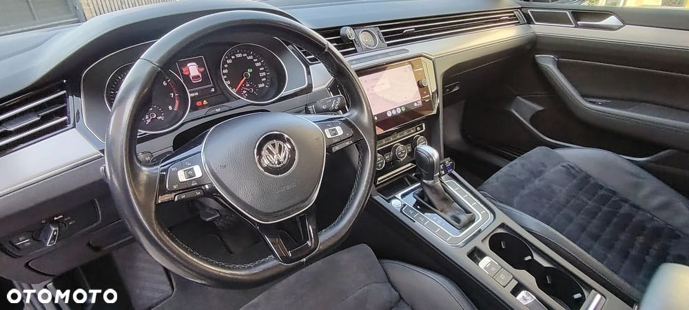 Volkswagen Passat - 7