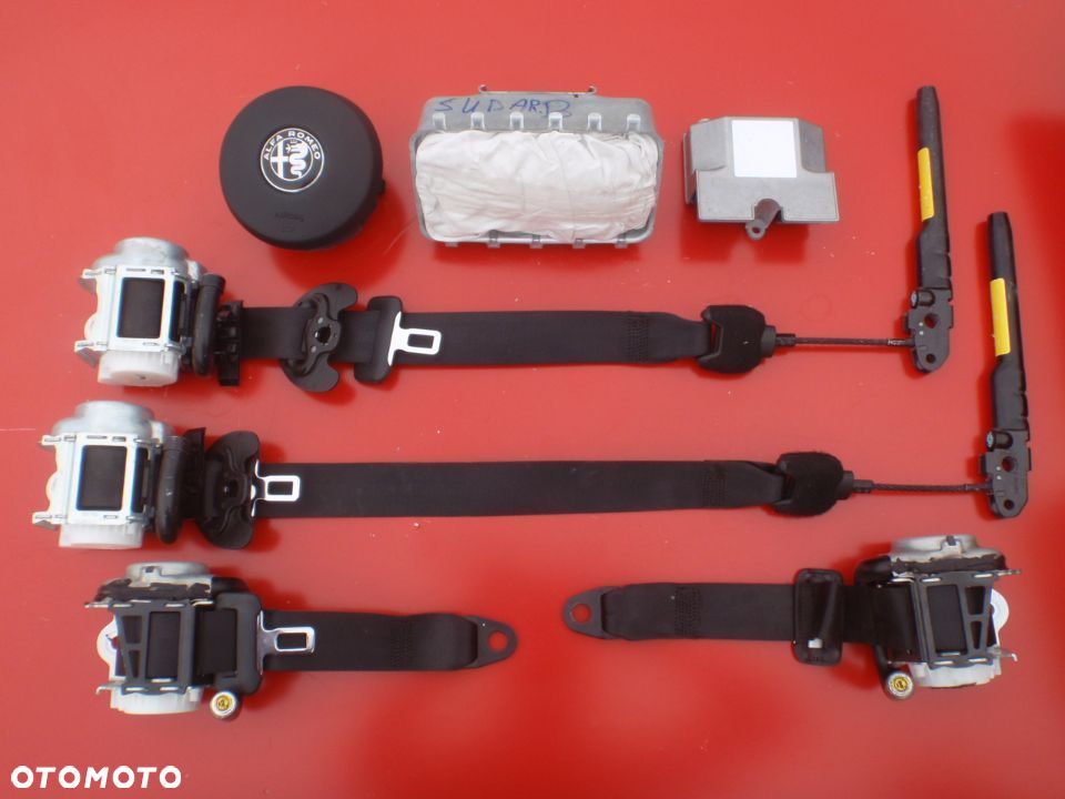 ALFA ROMEO GIULIA GIULIETTA MITO STELVIO PAS PASY BEZPIECZEŃSTWA regeneracja naprawa KURTYNA AIRBAG - 1
