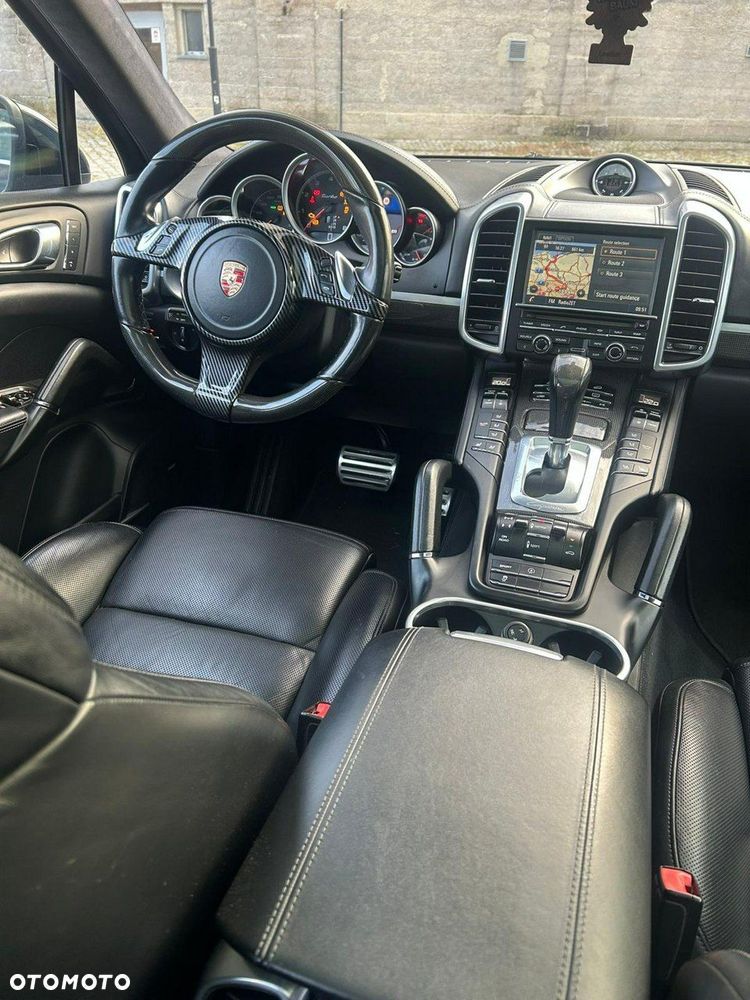 Porsche Cayenne - 18