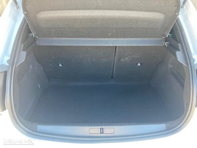 Peugeot 208 1.2 PureTech Allure - 29