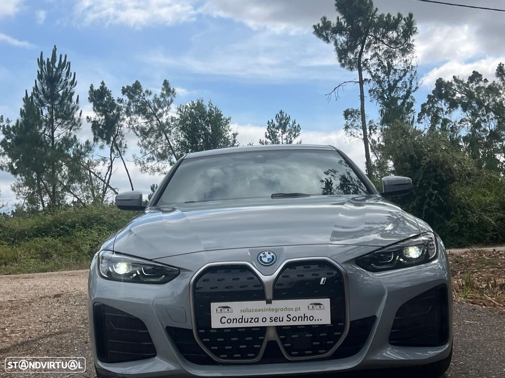 BMW i4 eDrive40 Edição Desportiva M - 6