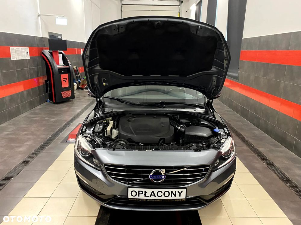 Volvo S60 D4 Drive-E R-Design Momentum - 24