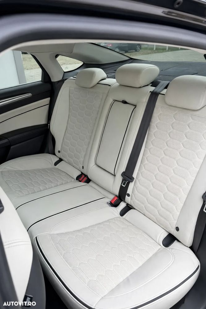 Ford Mondeo 2.0 CVT VIGNALE - 6