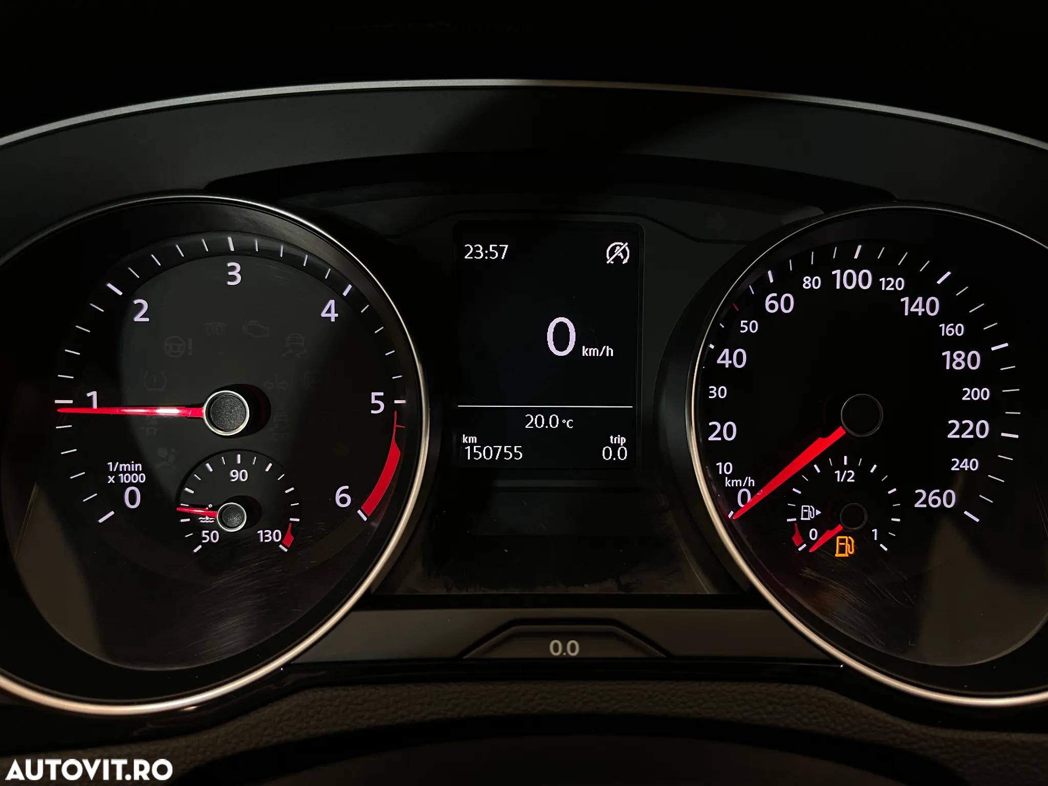 Volkswagen Passat 2.0 TDI 4Motion Comfortline - 29