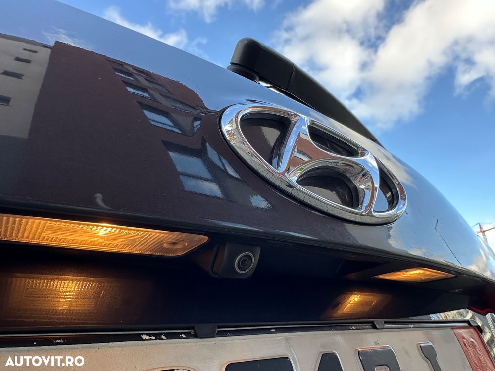 Hyundai Santa Fe blue 2.0 CRDI 4WD Premium - 37