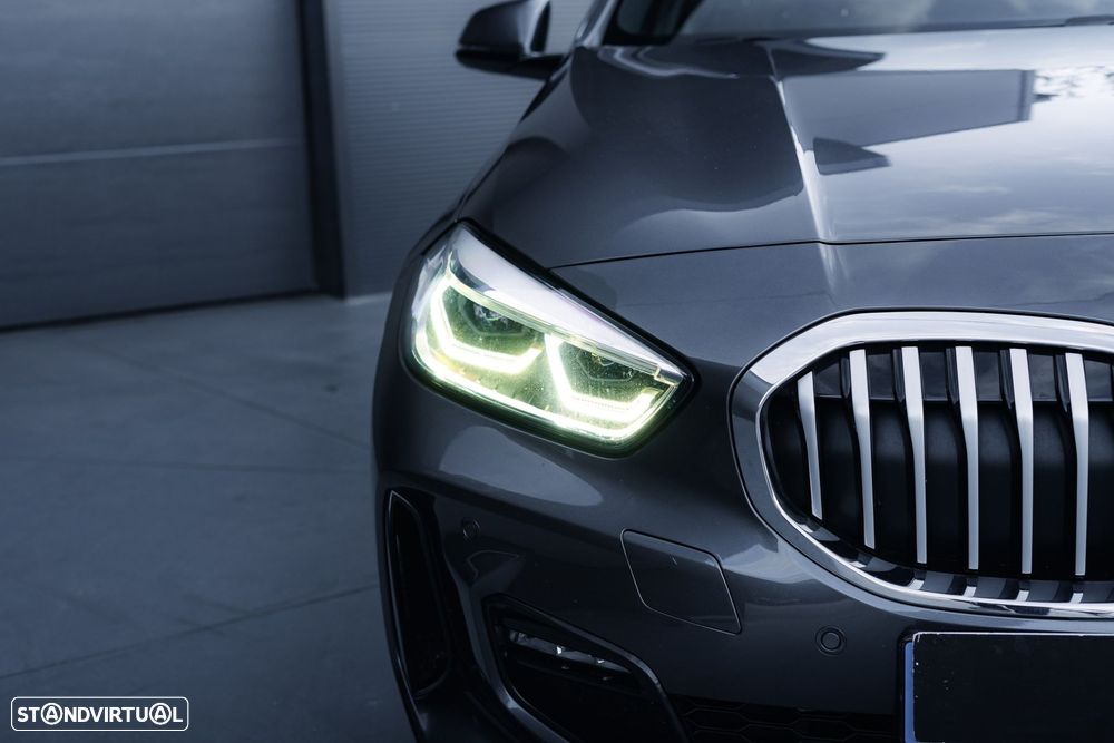 BMW 116 d Pack Desportivo M - 8