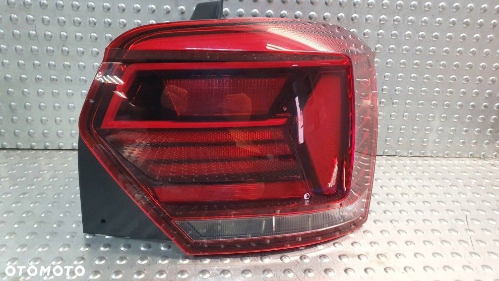 VW POLO VI 2G0 PRAWA TYLNA LAMPA ORYGINAŁ 2G0945096B - 2