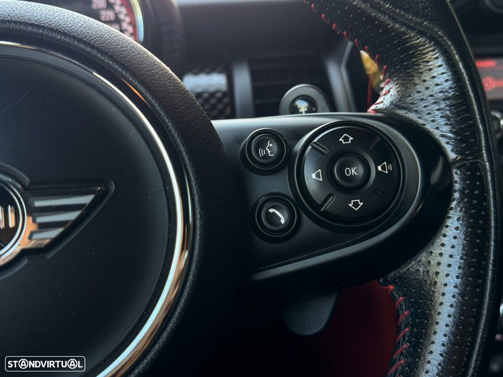 MINI 3 Portas John Cooper Works Auto Desportiva - 43