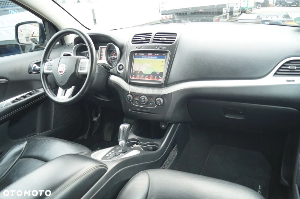Fiat Freemont 2.0 Multijet Cross AWD - 24