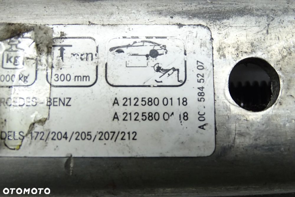 Mercedes C Klasa W204 Lewarek Podnośnik A2125800118 - 3