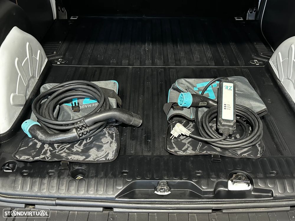 Renault KANGOO Z.E. 33 KW - IVA DEDUTIVÉL - BATERIAS PRÓPRIAS - 38