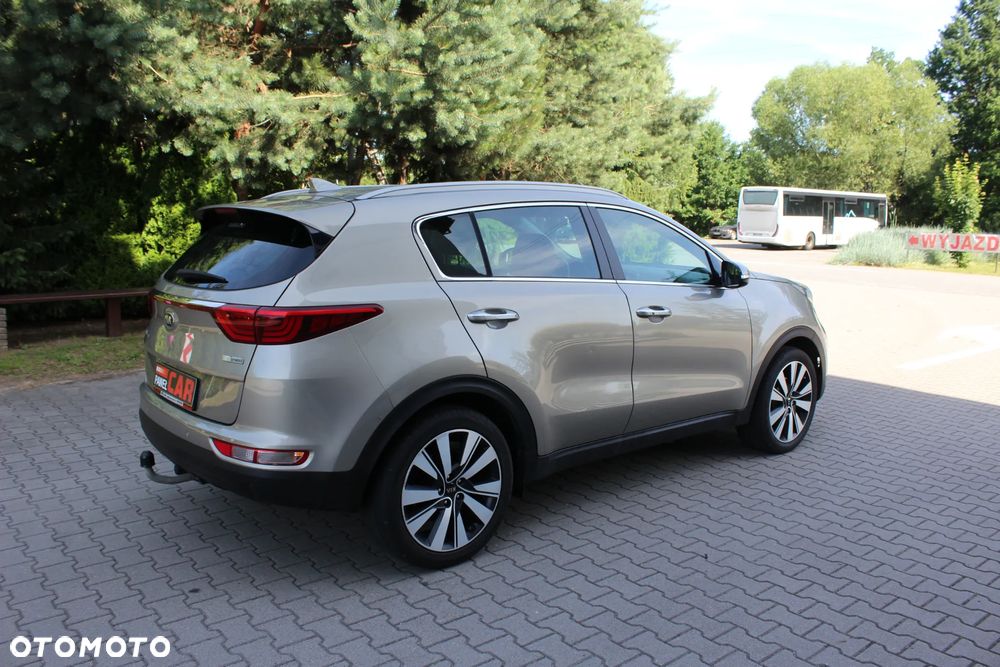 Kia Sportage 1.7 CRDI 2WD ISG Dream-Team Edition - 11