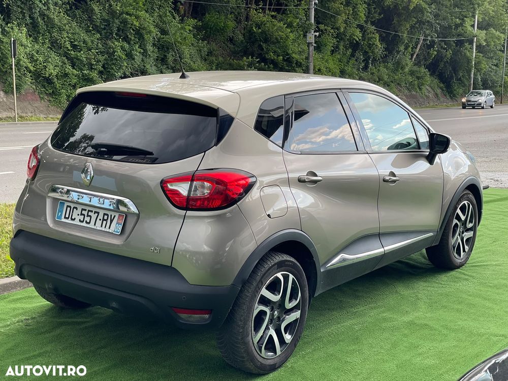 Renault Captur - 4