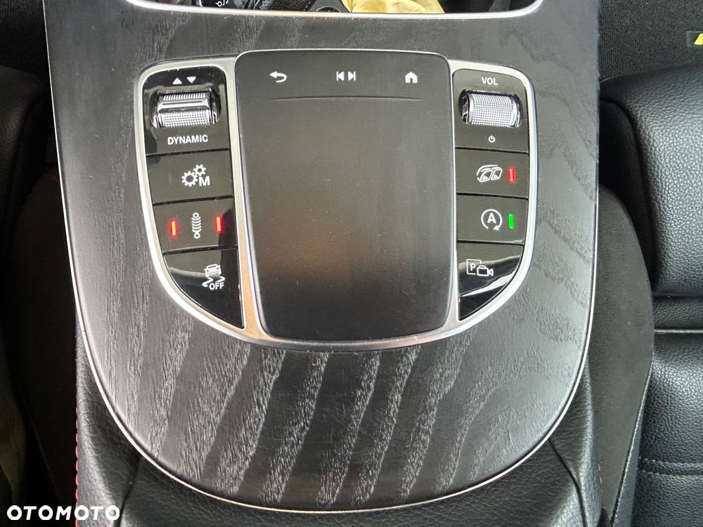 Mercedes-Benz Klasa E AMG 53 4Matic+ T AMG Speedshift TCT-9G - 12
