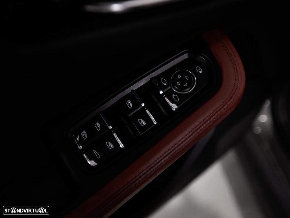 Porsche Macan S - 15