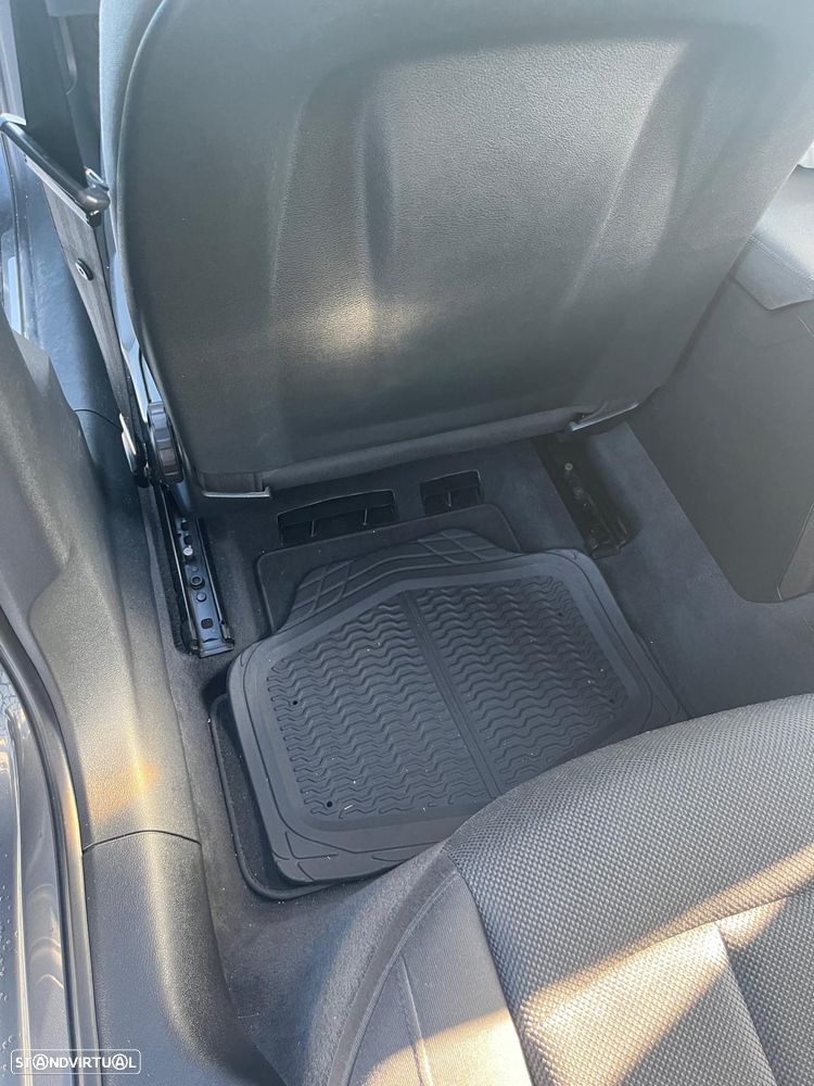 Audi A4 Avant 2.0 TDI S tronic - 20