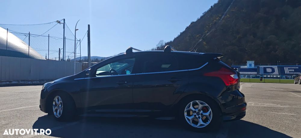 Ford Focus - 24