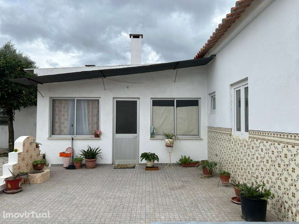 Moradia tipologia T3 - Grande imagem: 2/27