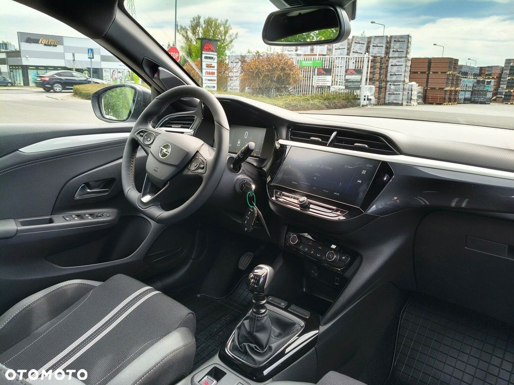 Opel Corsa - 12