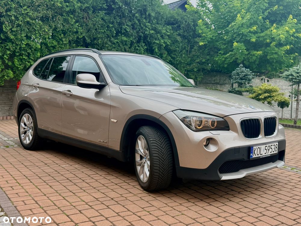 BMW X1 sDrive18i - 11