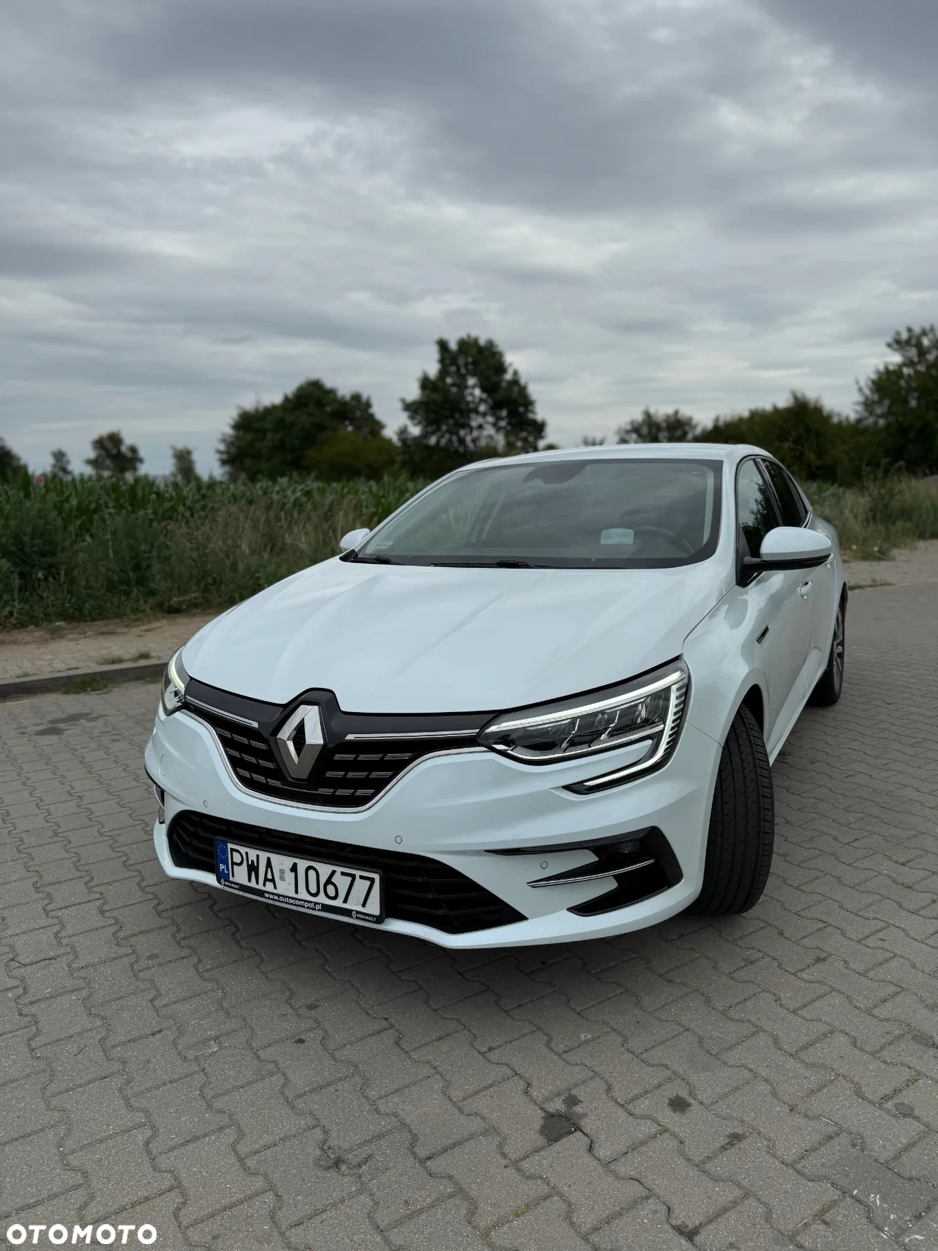 Renault Megane 1.3 TCe FAP Intens EDC - 4