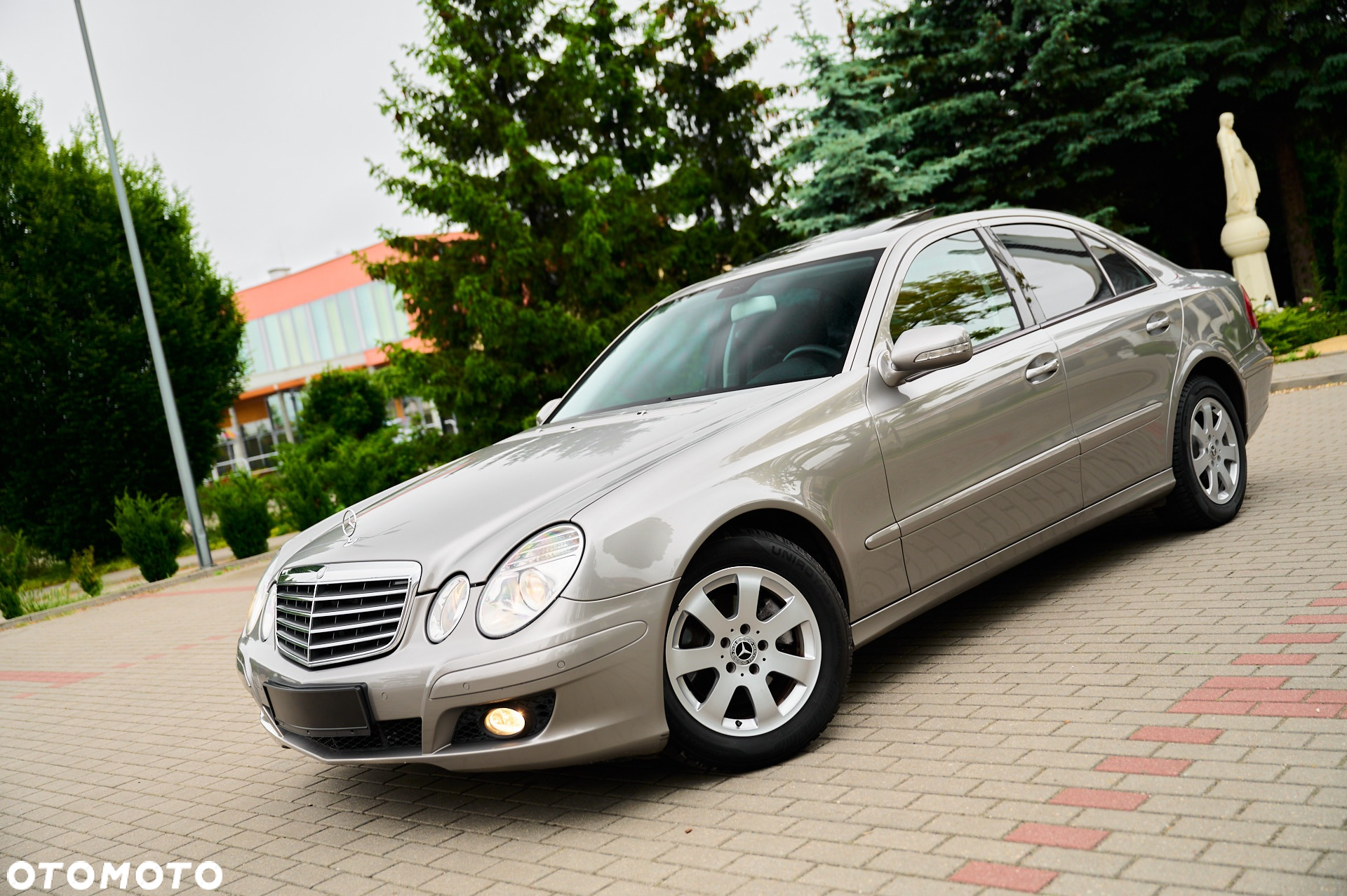 Mercedes-Benz Klasa E - 3