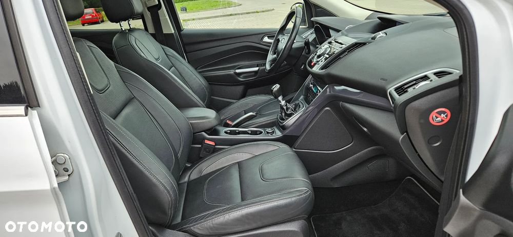 Ford Kuga 2.0 TDCi Titanium S - 11