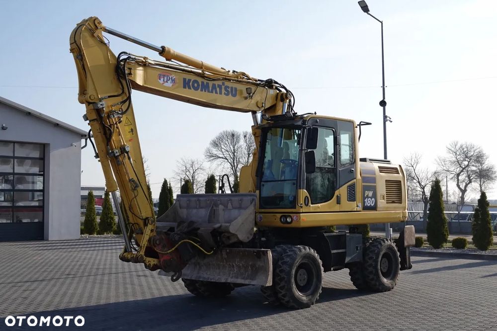 Komatsu PW 180-10 / KOPARKA KOŁOWA / 2017 ROK / - 11