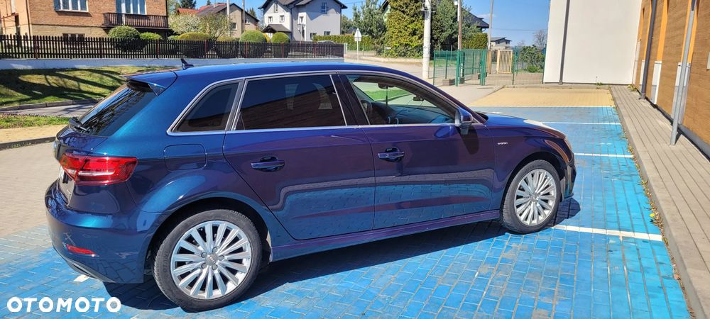Audi A3 Sportback - 6