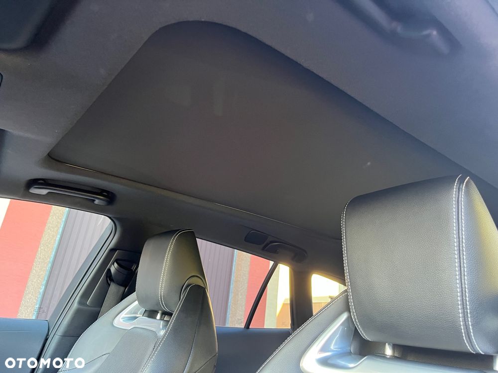 Toyota Corolla 2.0 Hybrid Executive - 22