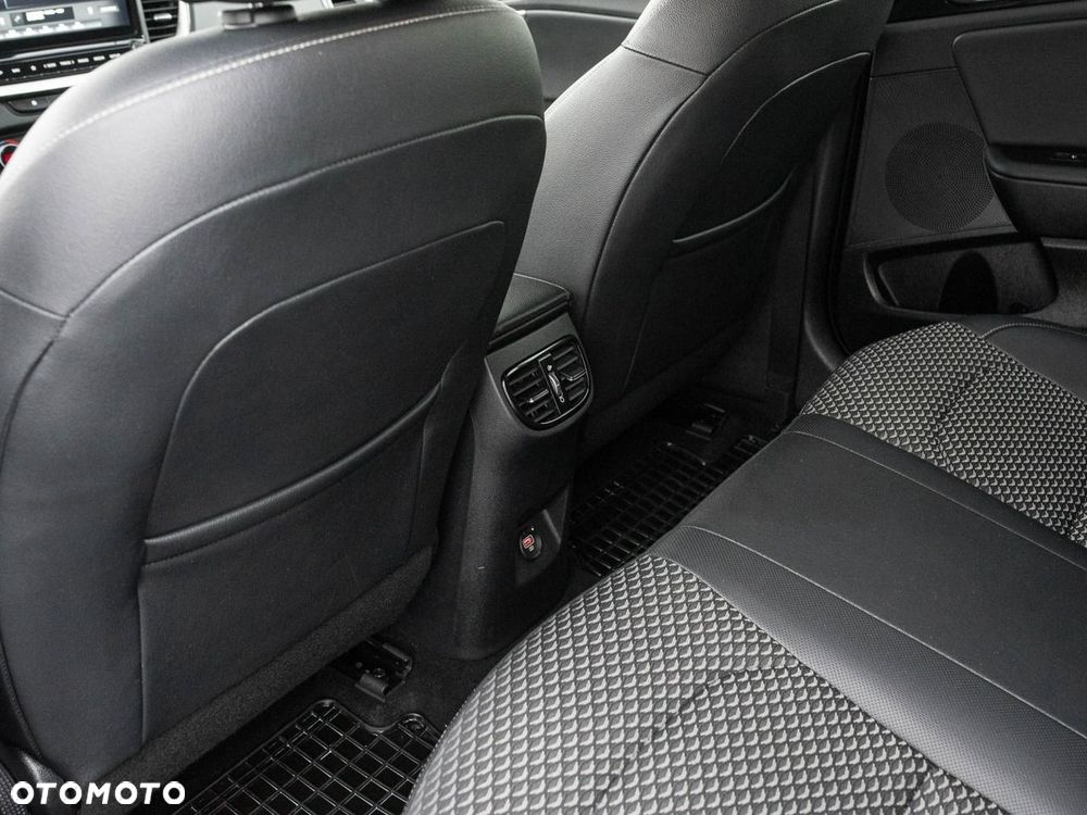 Kia Ceed 1.5 T-GDI Business Line DCT - 25