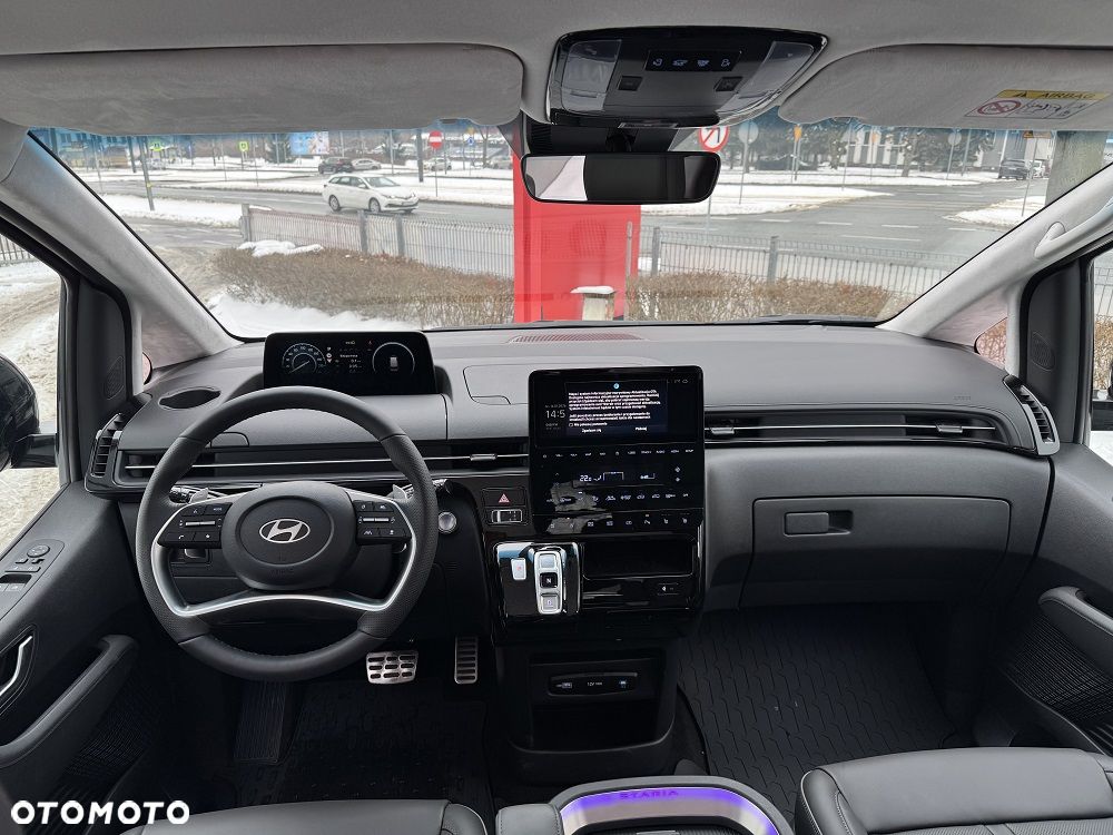 Hyundai Staria 1.6 T-GDI HEV Luxury - 9