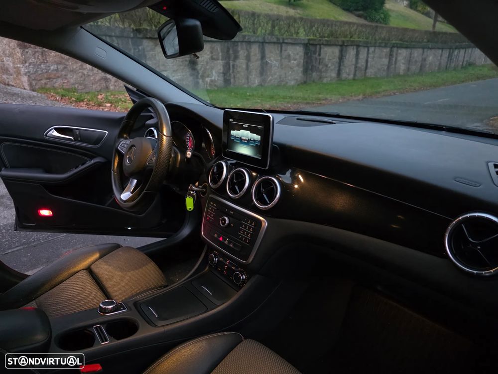 Mercedes-Benz CLA 180 CDI 7G-DCT StreetStyle - 15
