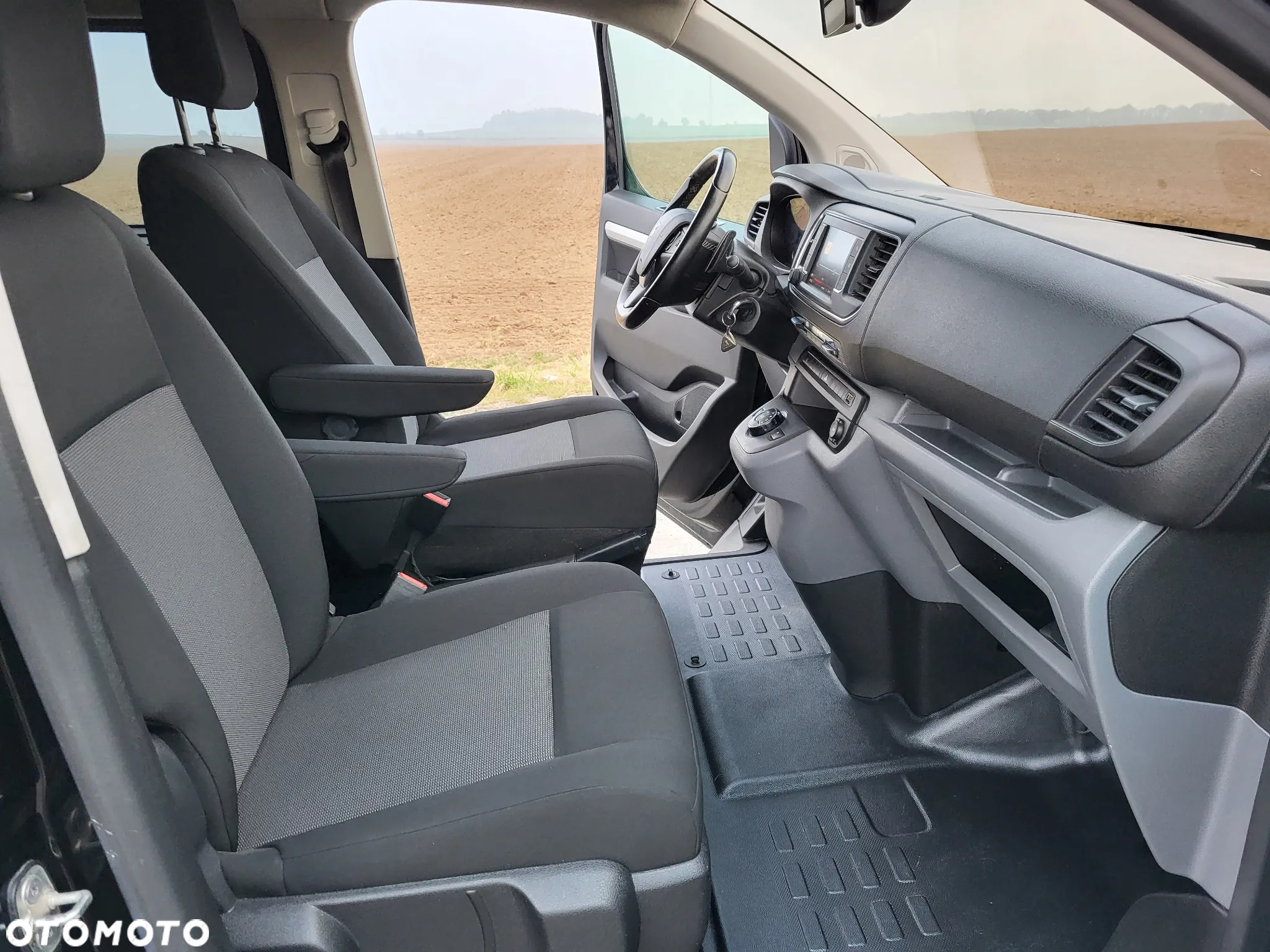 Peugeot Expert 2.0 BlueHDi 180 L2 EHZ EAT8 - 16
