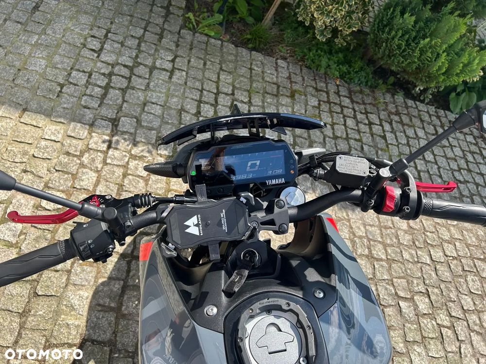 Yamaha MT - 7
