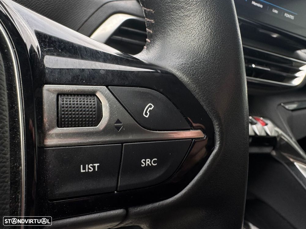 Peugeot 3008 1.5 BlueHDi Allure Pack - 4