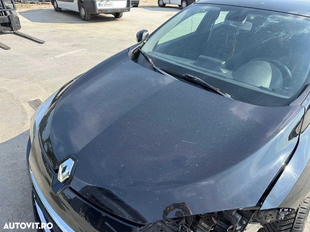 Dezmembram Renault Megane 3 2012 hatchback 1,5 Cod motor K9K - 4