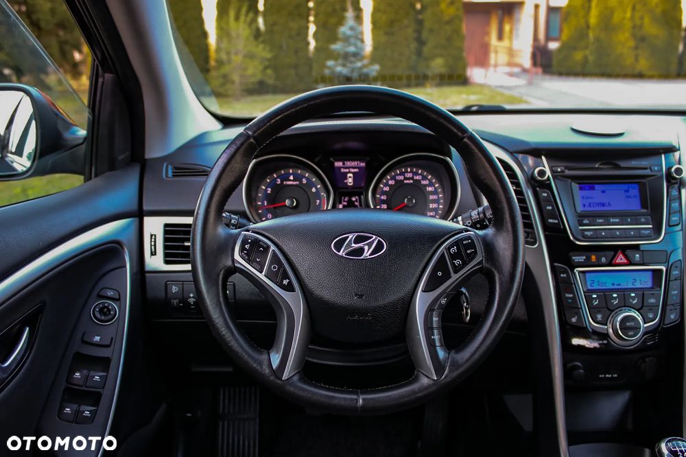 Hyundai i30 i30cw 1.4 Fifa World Cup Edition - 35