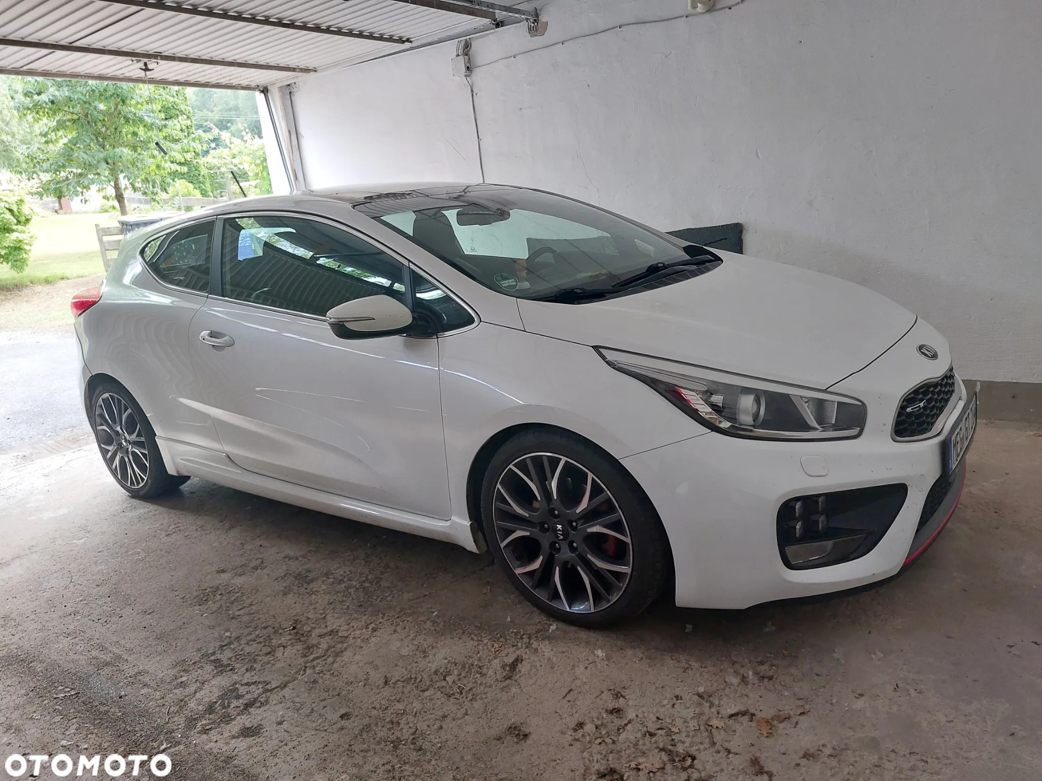 Kia Ceed Cee'd 1.6 T-GDI GT L - 22