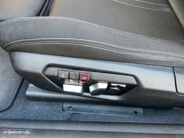 BMW 218 d Cabrio Line Sport - 11