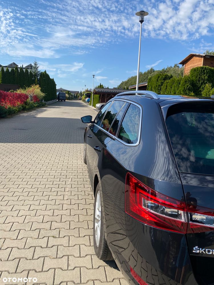 Skoda Superb 2.0 TDI 4x4 Style DSG - 7