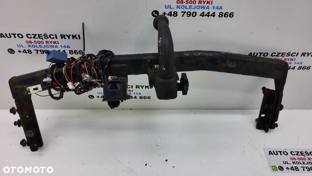 Nissan P12 Sedan Hak Holowniczy - 5