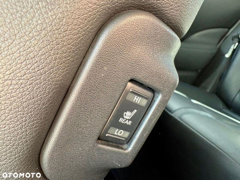Nissan Leaf - 14