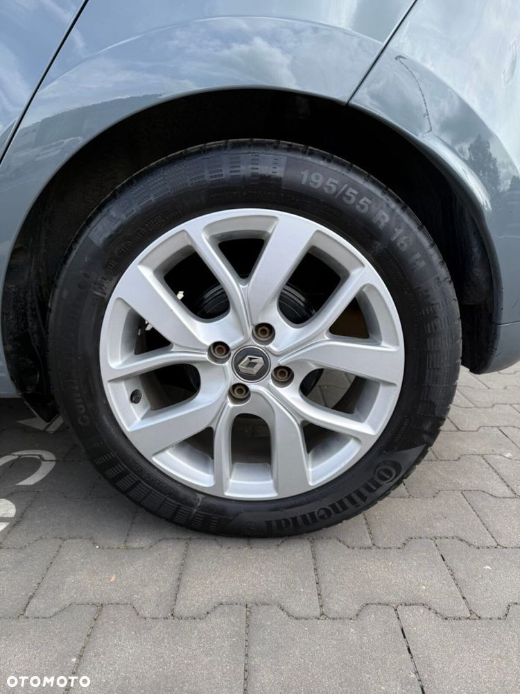 Renault Clio 1.2 16V Limited - 25