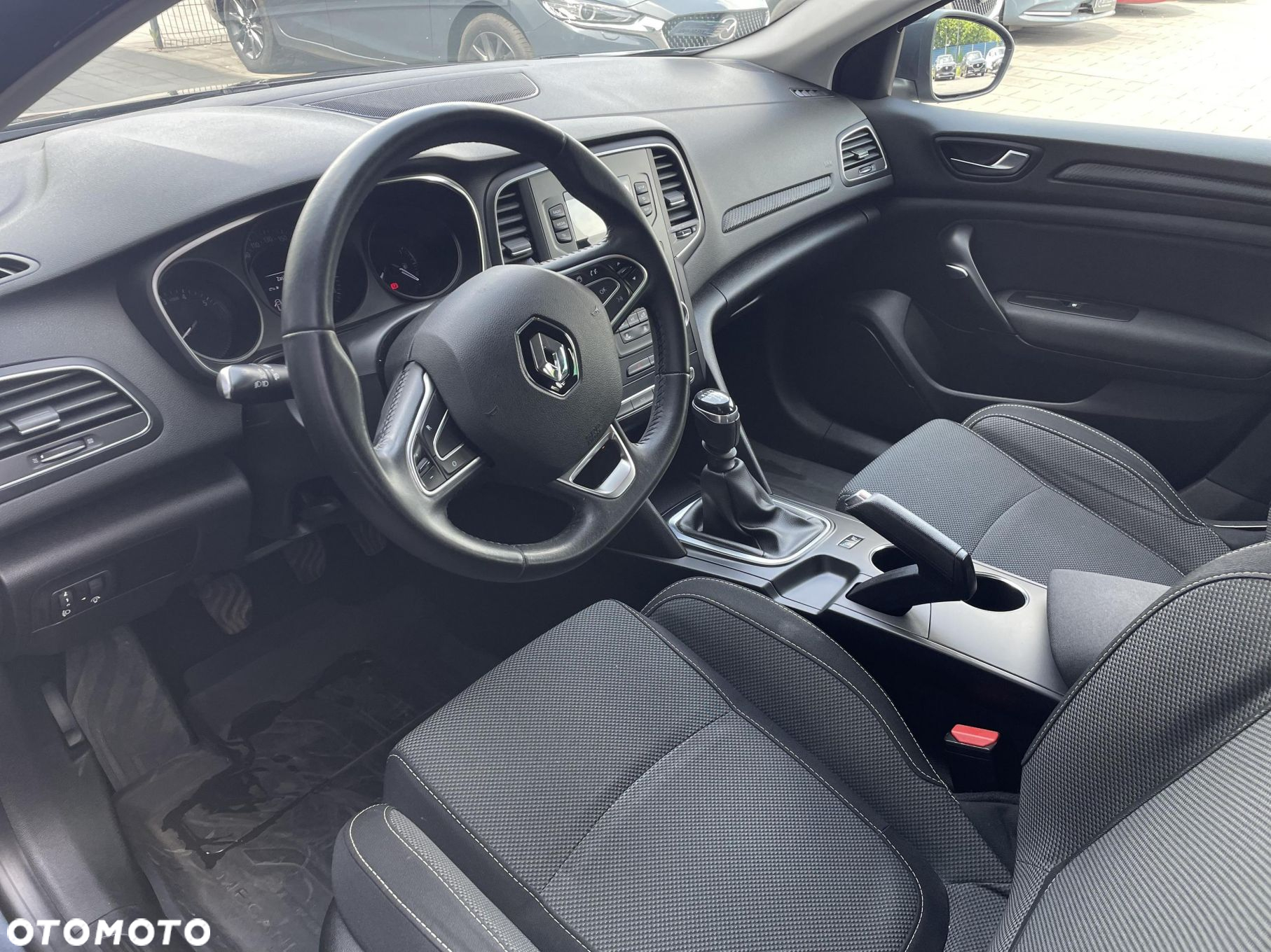 Renault Megane 1.3 TCe FAP Business - 9